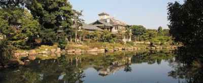 レストラン ロッカ:写真2:「六華苑」の和館。日本庭園の美しさは、改めて日本文化の素晴らしさに感動。